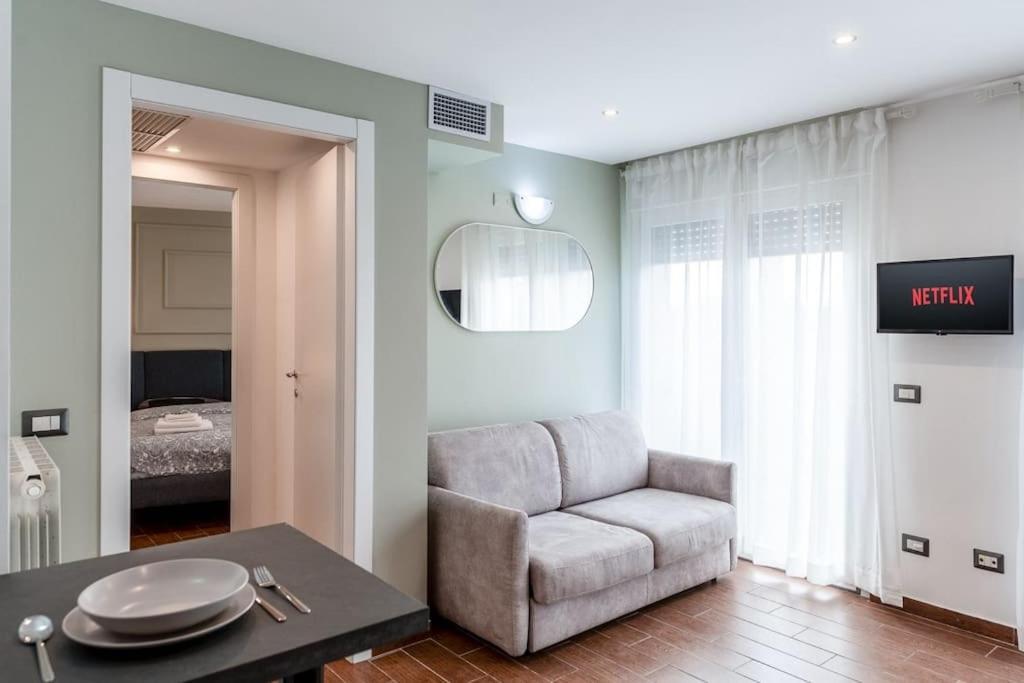 Dynamic Suite In Милан Экстерьер фото